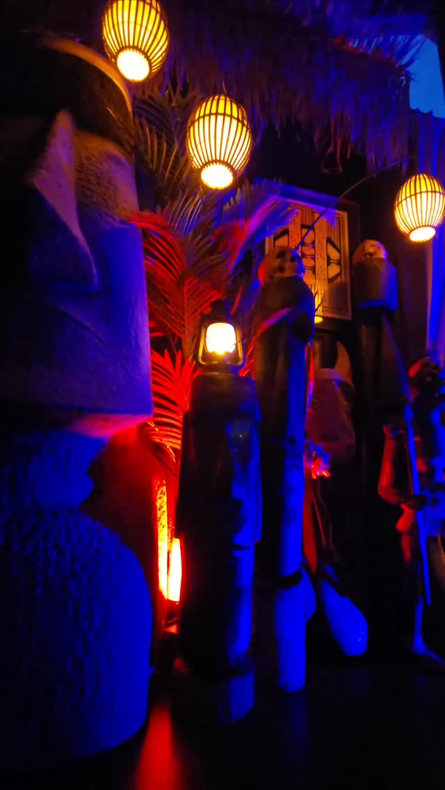 Fight night in the tiki room.